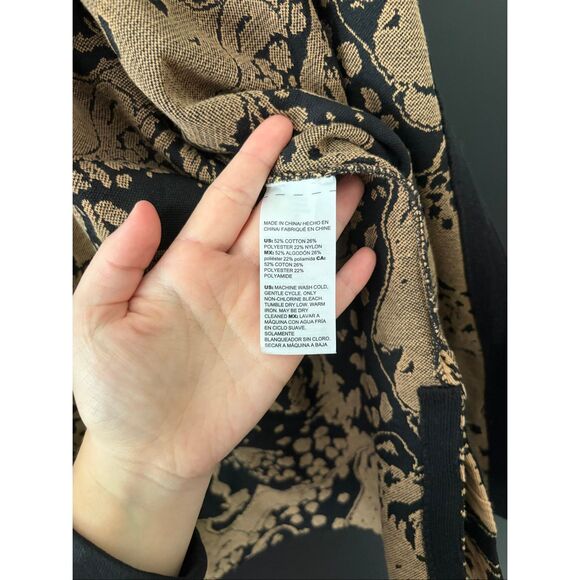 NWT Chico’s Animal Print Jacquard Pattern Camel Cardigan Size 3/XL - Picture 7 of 10